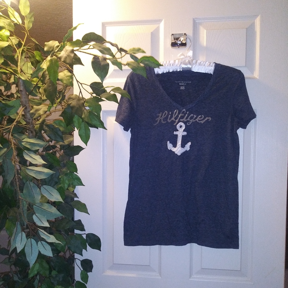 5/$25 Tommy hilfiger
